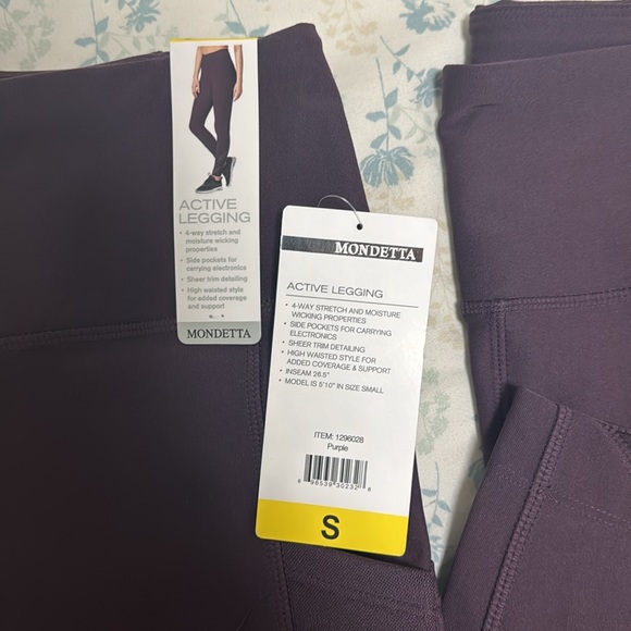 Active Legging from Mondetta. NWT - Picture 2 of 4